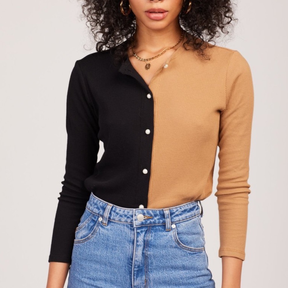 DONNI. Black and Tan Pearl Button Cardigan Two Tone Top XL